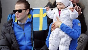 Princesė Victoria ir princas Danielis su mažąja princese Estelle