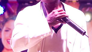 Dr. Alban koncerto akimirka 