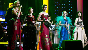 &bdquo;Enya Christmas Show&ldquo; koncerto akimirka
