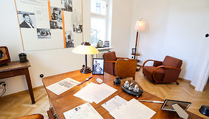 Jano Zwartendijko kambario atidarymas Sugiharos namų muziejuje