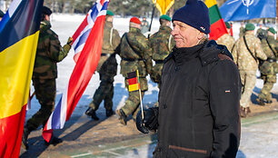 NATO daugianacionalinės kovinės grupės vadovavimo perdavimo ceremonija