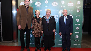 Arvydas ir Ingrida Saboniai, Milda Sabonienė ir Valdas Adamkus
