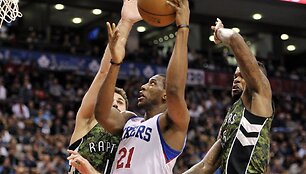 Linas Kleiza, Thaddeusas Youngas ir Amiras Johnsonas