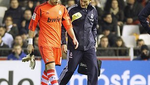 Ikeras Casillas palieka aik&scaron;tę