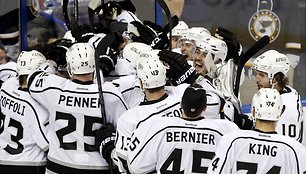 „Los Angeles Kings“ išsiveržė serijoje 3:2