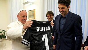 Popiežius Pranci&scaron;kus ir Gianluigi Buffonas