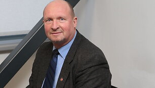 Teismas i&scaron;teisino &scaron;vietimo ir mokslo ministro Dainiaus Pavalkio žmoną Editą