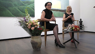 Autorė Raimonda Jatkevičiūtė Kasparavičienė, galerininkė Vilma Jankienė