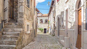 Molizė, Italija