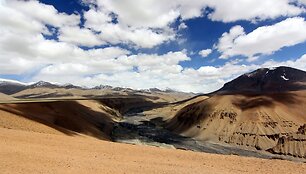 Ladakh. Slėnis Himalajuose