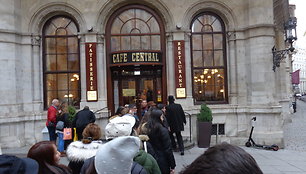 „Café Central“