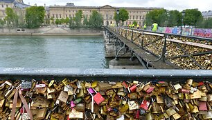 Pont des Arts tiltas Paryžiuje