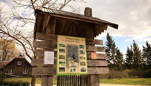 Vainagių mi&scaron;ko pažintinis takas