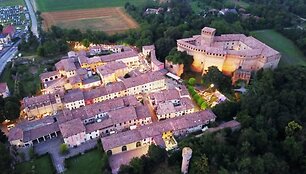 Borgo di​​​​​​​ Montechiarugolo