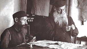 Žydų siuvėjas. 1926 m. Fot. Alter Sholem Kacyzne, YIVO instituto fondas