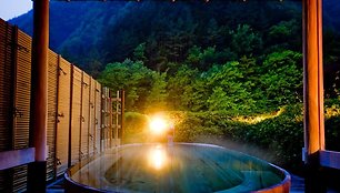 „Nishiyama Onsen Keiunkan“