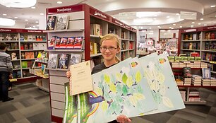 Agilė Kučinskaitė, per vasarą perskaičiusi 146 knygas
