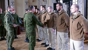 Į Afganistaną i&scaron;lydėti Lietuvos specialiosios misijos vadovo apsaugos grupės kariai