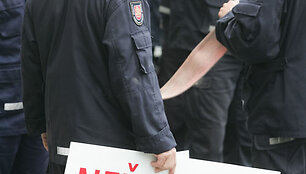 Pareigūnų protesto akcija 2012 metais
