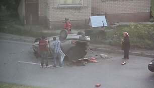 Avarija Kaune, Neries krantinėje