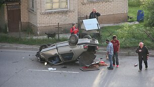 Avarija Kaune, Neries krantinėje