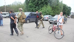 Slovjanske dalinant maistą sulaikyti teroristai