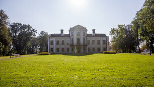 Paežerių dvaro sodyba