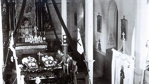 Pa&scaron;arvoti kunigai