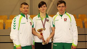 I&scaron; kairės: treneris Aivaras Kaselis, Danutė Domikaitytė ir treneris Andrius Stočkus