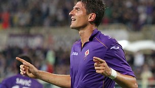 Mario Gomezas „Fiorentina“ ekipai pelnė du įvarčius