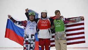 Nikolajus Oliuninas, Pierre'as Vaultier'as ir Alexas Deiboldas