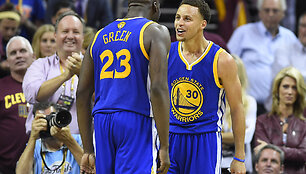 Draymondas Greenas ir Stephenas Curry