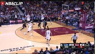 galingas-lebrono-jameso-ir-timofejaus-mozgovo-alley-oop