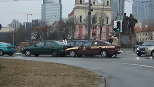 Įkrauk.lt nuotrauka