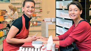 A. Jasaiytė lepinosi ir profesionaliu manikiūru