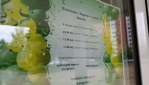 vizitas-i-mokykla-pries-rudens-pradzia-eksperimentiniai-sprendimai-del-covid-19-ir-nezina-del-ateities-nermina-ir-sveikata-ir-ziniu-kokybe