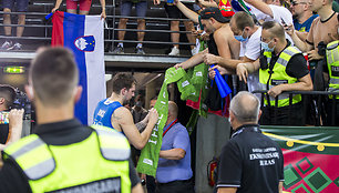 Luka Doncic duoklė fanams