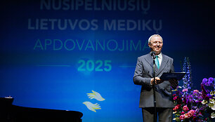 Nusipelniusių medikų apdovanojimai 2025