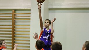 Dvylikametis Jonas Pauk&scaron;tė yra ne pagal amžių auk&scaron;tas.