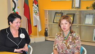 Gimnastikos olimpinė čempionė Neli Kim