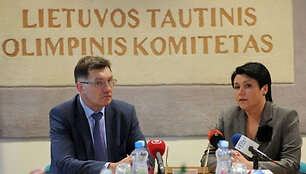 Lietuvos tautiniame olimpiniame komitete lankėsi Lietuvos premjeras Algirdas Butkevičius 