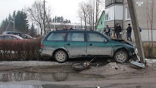 Avarija Tel&scaron;ių rajone, Varniuose