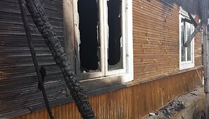 Gaisras Varėnos rajone, Pamerkių kaime