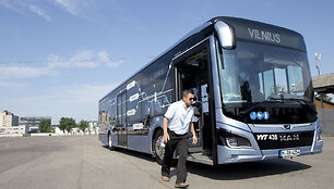 Vilniuje pristatytas testuojamas &bdquo;MAN Lion&lsquo;s City&ldquo; hibridinis autobusas