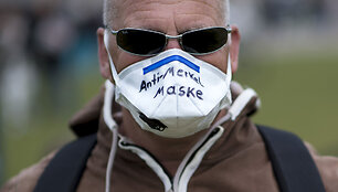 Protestai prie&scaron; vie&scaron;ojo gyvenimo apribojimus Vokietijoje
