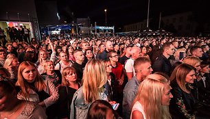 Keli tūkstančiai kauniečių vasarą palydėjo „Volfas Engelman nealkoholinis City Fest“ koncerte