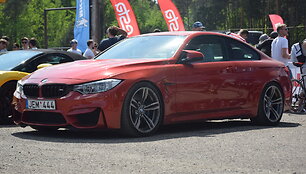 BMW M4 &bdquo;Autoplius Fast Lap&ldquo; varžybose Kačeginėje