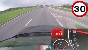 ar-vairuotojai-laikosi-laikinojo-greicio-apribojimo-zenklu