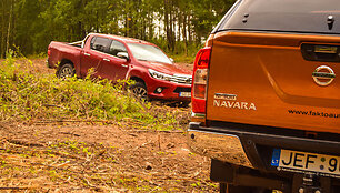 Pikapų testas &ndash; &bdquo;Nissan Navara&ldquo; prie&scaron; &bdquo;Toyota Hilux&ldquo;