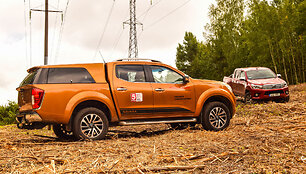 Pikapų testas &ndash; &bdquo;Nissan Navara&ldquo; prie&scaron; &bdquo;Toyota Hilux&ldquo;